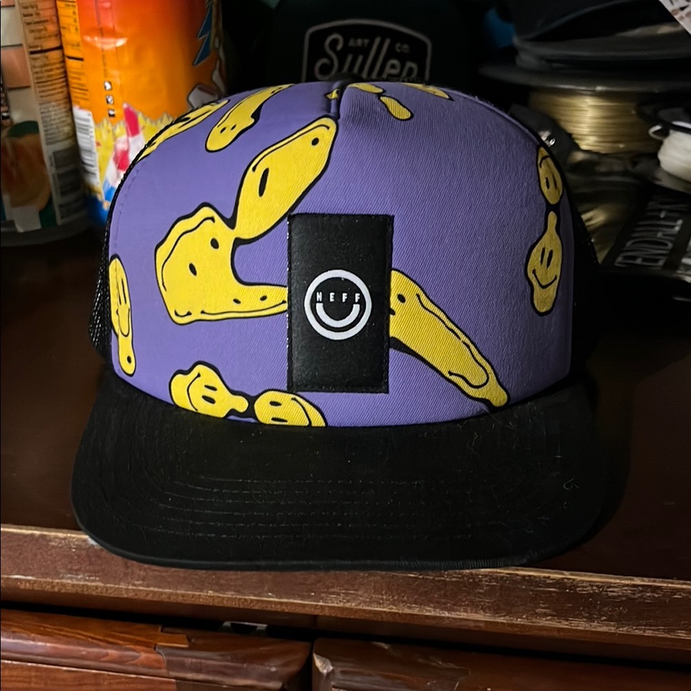 Neff Men’s Purple & Yellow Graphic Trucker Cap